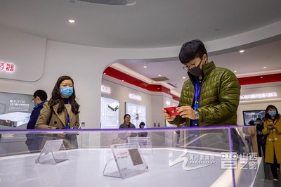 18秒生產一臺電腦？“智能云”工廠創造光速奇跡